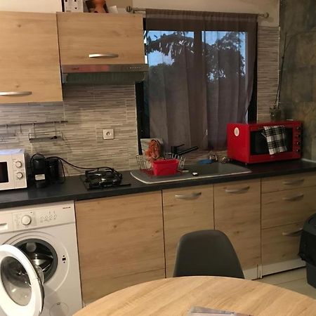 Nicole Residence Avec Piscine Chauffee & Jacuzzi Сен-Андре Екстериор снимка