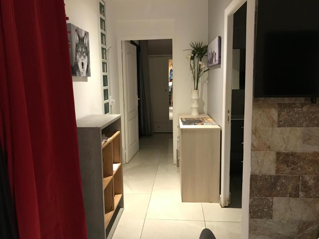 Nicole Residence Avec Piscine Chauffee & Jacuzzi Сен-Андре Екстериор снимка